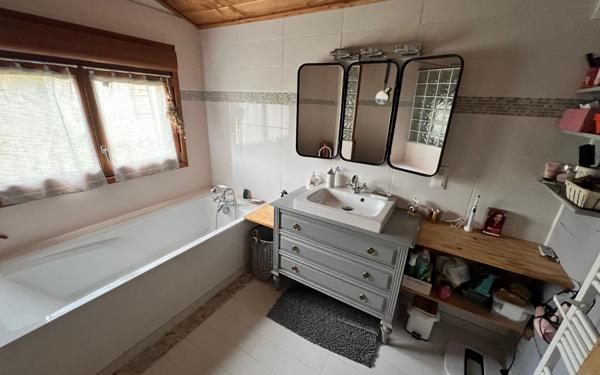 Maison à vendre    3 pièces •  Lüe