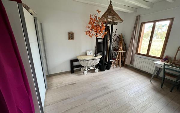 Maison à vendre    3 pièces •  Lüe