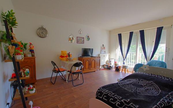 Maison à vendre    1 pièce • 31,83 m2 Roye