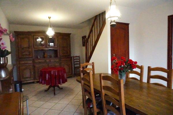 Maison rurale à vendre à Boussières-sur-Sambre dans le Nord (59330), ref : 59058/8