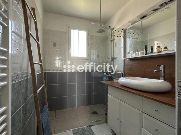 Maison 6 pièces - 121 m²