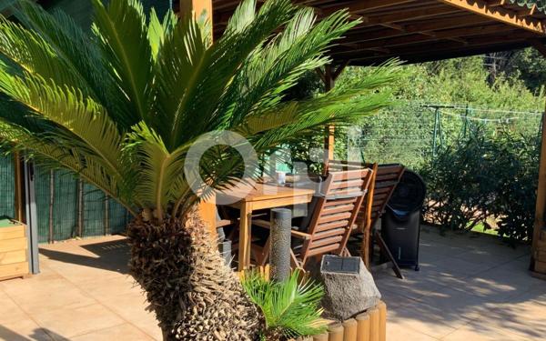 Maison à vendre    4 pièces •  Puget-Ville