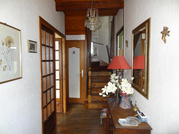 Rostrenen (22110) Maison de ville avec jardin et garage