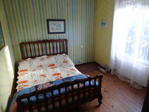 Rostrenen (22110) Maison de ville avec jardin et garage