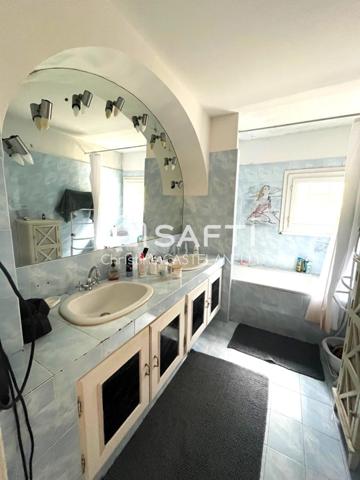 Appartement T4 vue mer, secteur Parc Cunéo