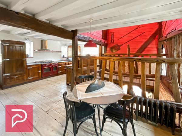 Maison 6 pièces 215 m2