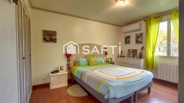 Maison 175m2, 5 chambres édifiée terrain 1455m2