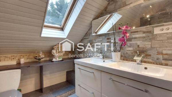 Maison 175m2, 5 chambres édifiée terrain 1455m2