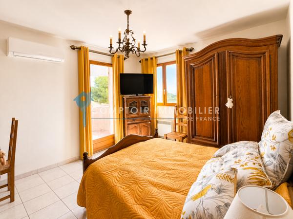 Maison
                                                                                                                                                                                                                                                                                                                        6 pièce(s)                                                                                                                                                                                                          4 chambre(s)                                                                                                                                                                                                          130  m²
