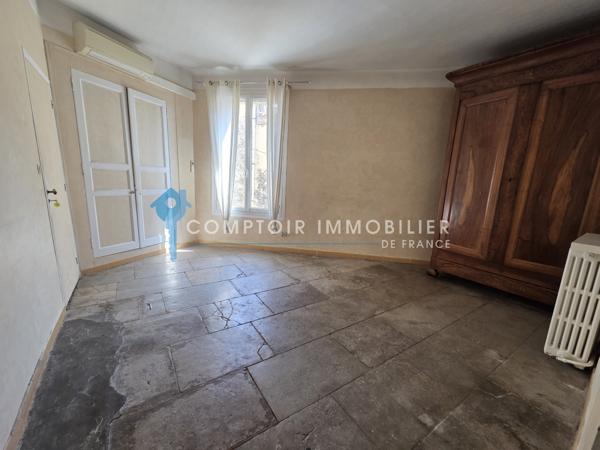 Appartement
                                                                                                                                                                                                                                                                                                                        7 pièce(s)                                                                                                                                                                                                          3 chambre(s)                                                                                                                                                                                                          123  m²