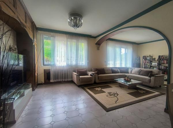 Maison 8 pièces + maison 3 pièces
