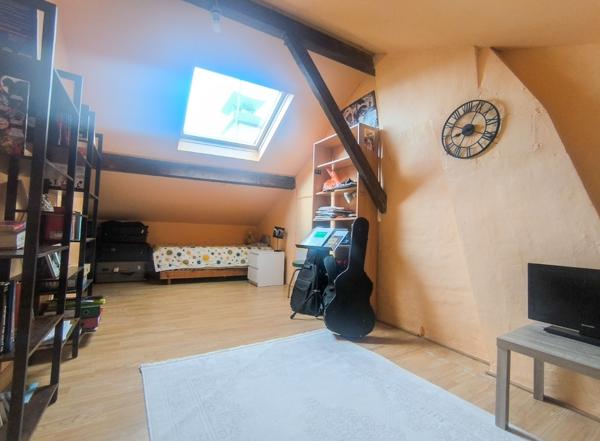 Maison 8 pièces + maison 3 pièces