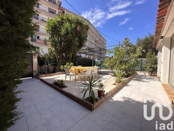 Maison traditionnelle 4 pièces de 111 m² à Le Cannet (06110)