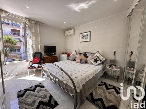 Maison traditionnelle 4 pièces de 111 m² à Le Cannet (06110)