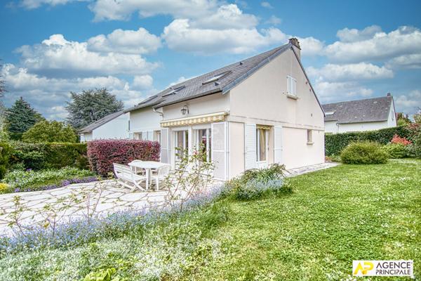 Maison Chambourcy 7 pièce(s) 144 m2 €650 000 ** - Référence 16798
