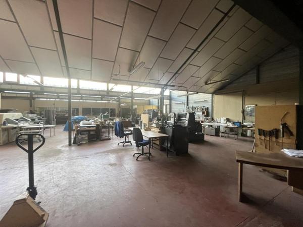 Dépôt de 547 m² modulables