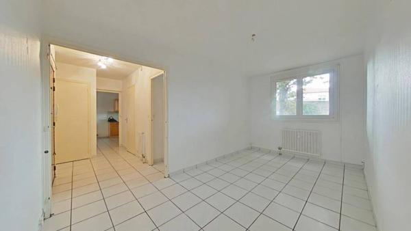 F2 PROCHE CENTRE DE SORBIERS