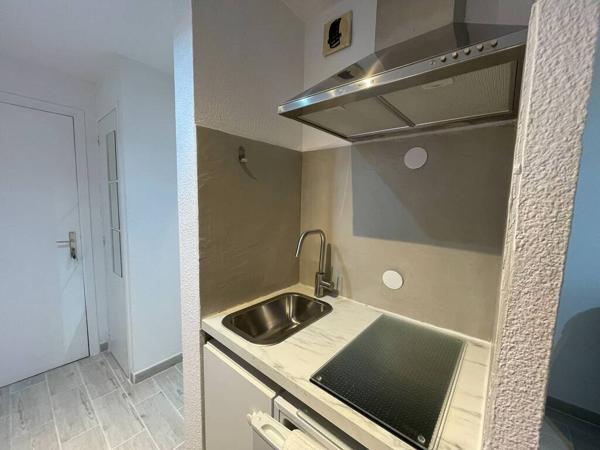 STUDIO MEUBLE A LOUER