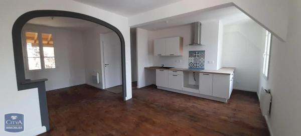 Appartement à louer 3 pièces 69.6m²