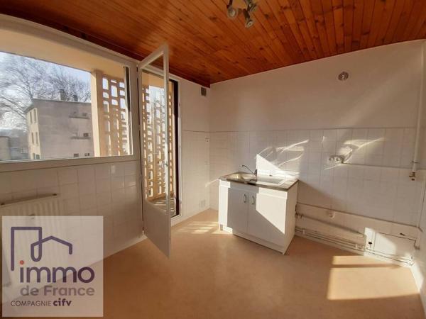 A LOUER - APPARTEMENT T3 GRENOBLE