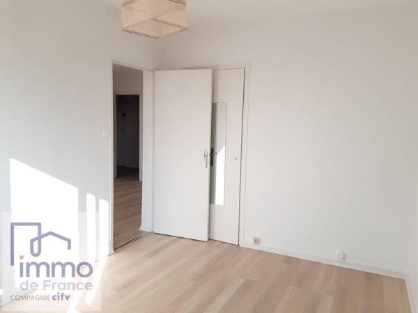 A LOUER - APPARTEMENT T3 GRENOBLE
