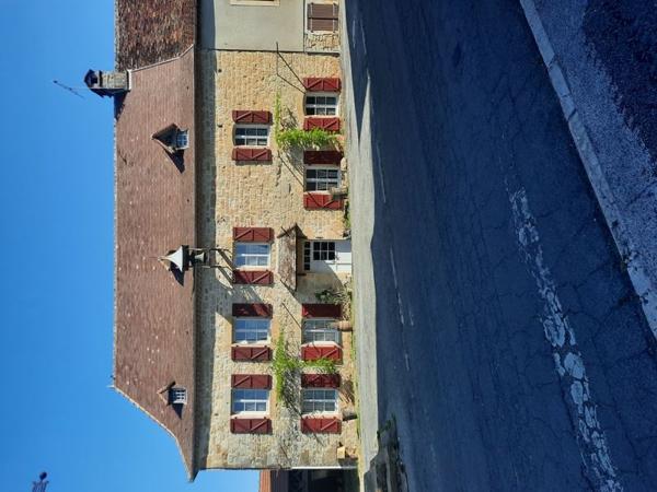 Maison à vendre |  Thégra |  8 pièces | 158 m²