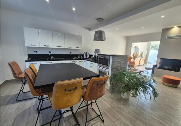 Maison moderne 6 pièces à vendre à Linguizzetta, Corse