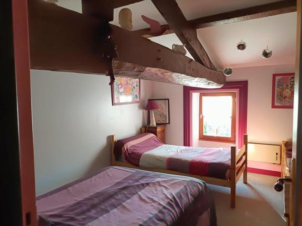 Magnifique maison en pierre sur la commune de Le Gua (Dercie)