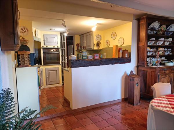 Magnifique maison en pierre sur la commune de Le Gua (Dercie)