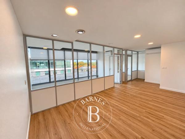 La Teste-de-Buch, Bureau  53 m² à vendre