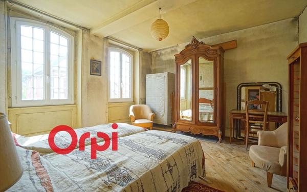 Maison à vendre    6 pièces •  Brionne