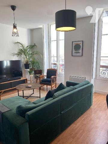 VENTE IMMO-INTERACTIF- BORDEAUX (33000) 6, place de la Ferme de Richemont -
Un immeuble de rap...