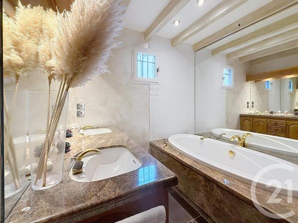 Maison à vendre  7 pièces - 174 m2 ST ANDRE LES VERGERS - 10