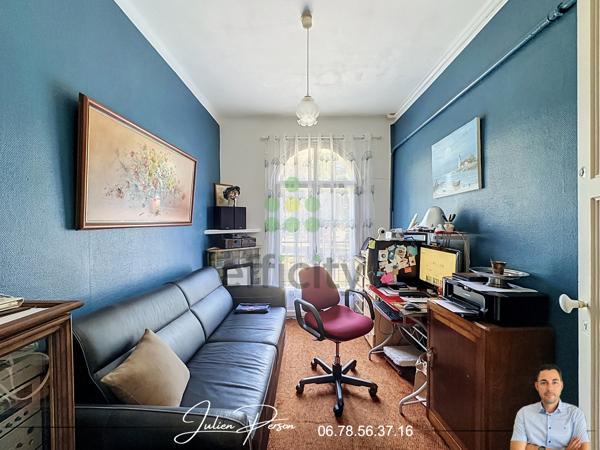 Appartement
         5 pièces
        - 98 m² 273 000 € *
