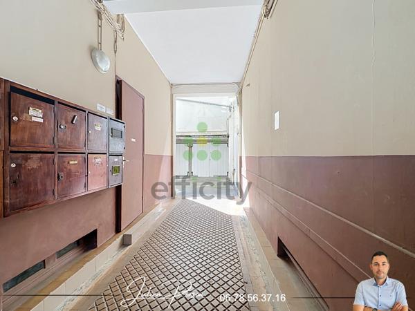 Appartement
         5 pièces
        - 98 m² 273 000 € *