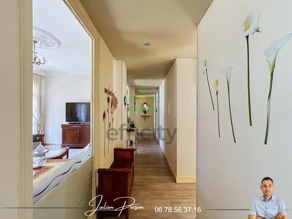 Appartement
         5 pièces
        - 98 m² 273 000 € *