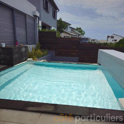 Vente Maison160 m² - 5 Pièces - BOIS DE NEFLES SAINT PAUL (97411)