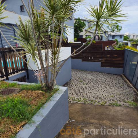 Vente Maison160 m² - 5 Pièces - BOIS DE NEFLES SAINT PAUL (97411)