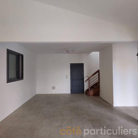 Vente Maison160 m² - 5 Pièces - BOIS DE NEFLES SAINT PAUL (97411)