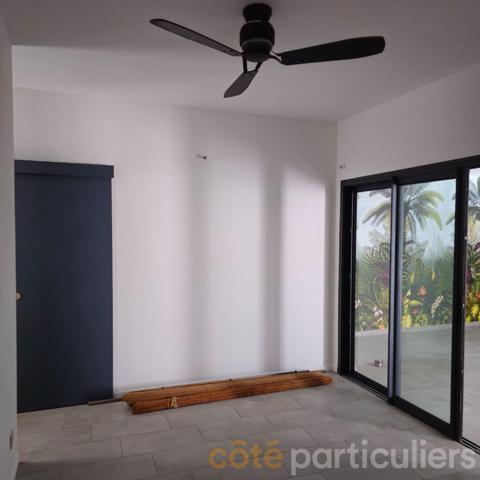 Vente Maison160 m² - 5 Pièces - BOIS DE NEFLES SAINT PAUL (97411)