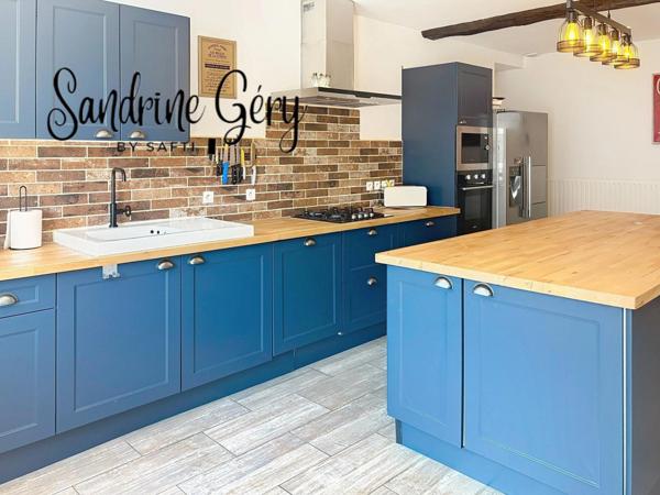 Complexe de Chambres d'hôtes , clefs en main!