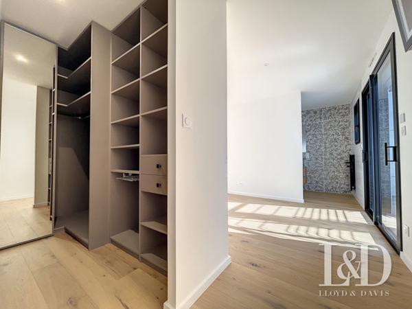 VAUX SUR MER-PONTAILLAC / villa  216 m² 4 chambres, bel apperçu mer