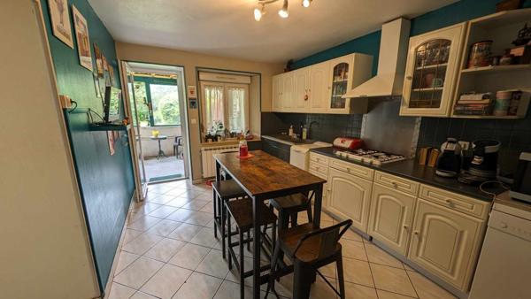 Vente
                Maison90 m² - 4 Pièces -
                    BAR LE DUC (55000)