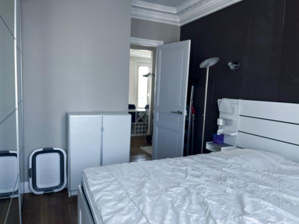 Levallois-Perret (92300) Appartement en étoile de type F3 à louer meublé !