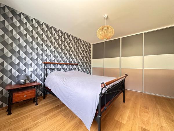 Appartement - 5 pièces - 127 m²