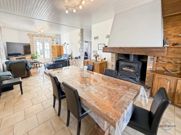 Dpt Gers (32), à vendre BARCELONNE DU GERS Maison T5 de 155 m² habitables + grands garages, dépendances et piscine sur 8678 m² de terrain, au calme