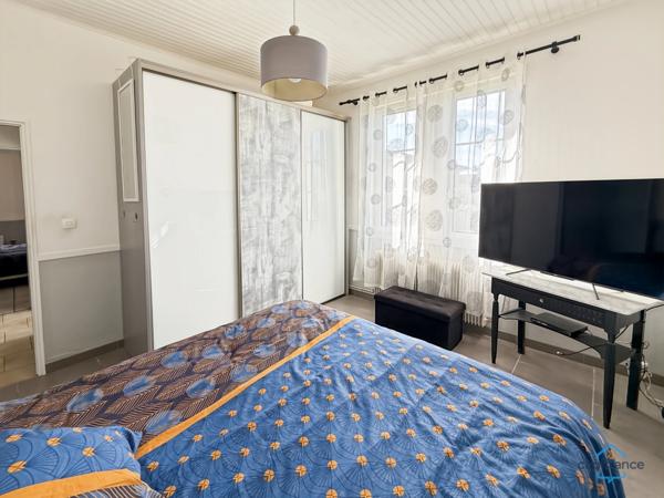 Dpt Gers (32), à vendre BARCELONNE DU GERS Maison T5 de 155 m² habitables + grands garages, dépendances et piscine sur 8678 m² de terrain, au calme