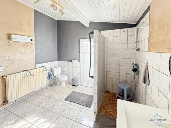 Dpt Gers (32), à vendre BARCELONNE DU GERS Maison T5 de 155 m² habitables + grands garages, dépendances et piscine sur 8678 m² de terrain, au calme