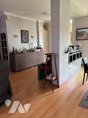 A proximité de toutes commodités maison 1 mitoyenneté en parfait état avec garage  et grand jar...