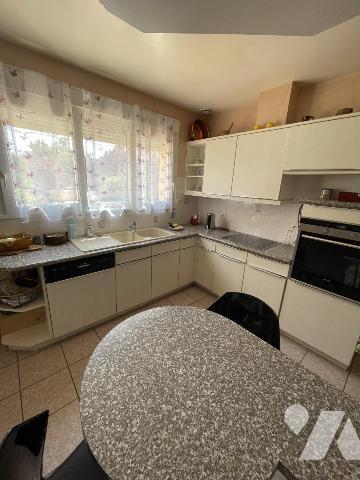 Pavillon, 5 chambres, garage, jardin.